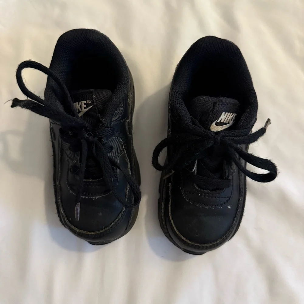 EUC Nike Air Max 90 LTR